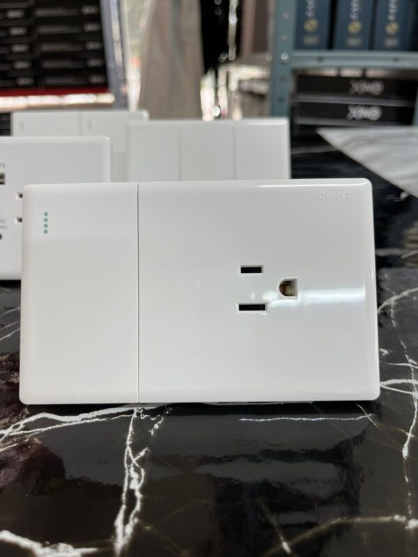 INTERRUPTOR + TOMA LINEA DIAMANTE BLANCO