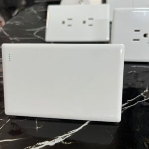 TAPA CIEGA LINEA DIAMANTE BLANCO